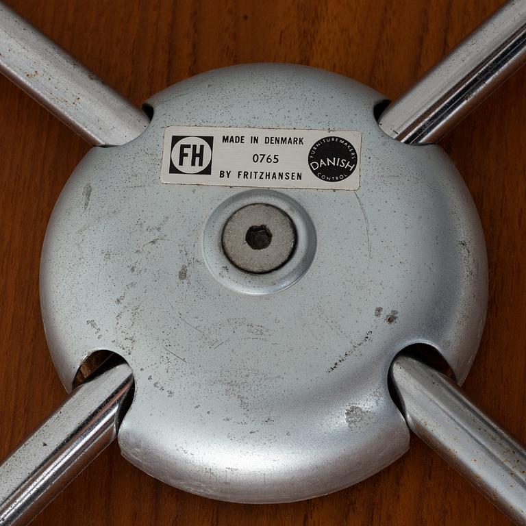 Arne Jacobsen, stolar 3 .st, "Sjuan", Fritz Hansen, 1960-tal.