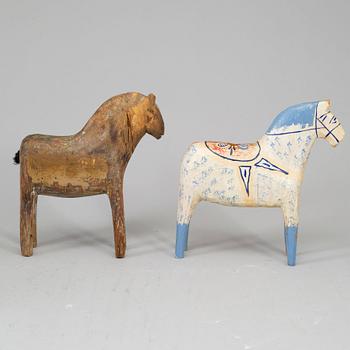 5 painted Swedish wooden horse from the 20th century.