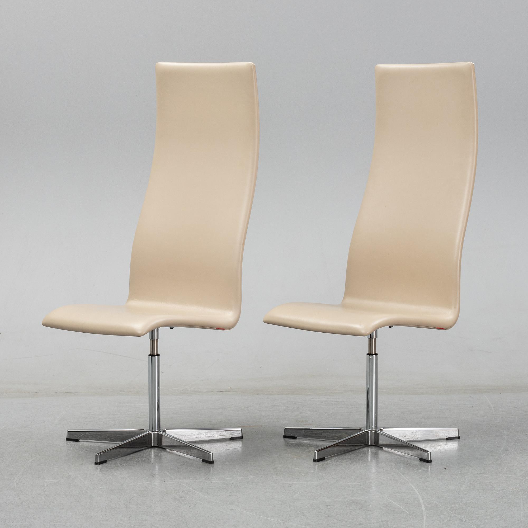 Arne Jacobsen, stolar, 9 st, "Oxford hög" för Fritz Hansen.