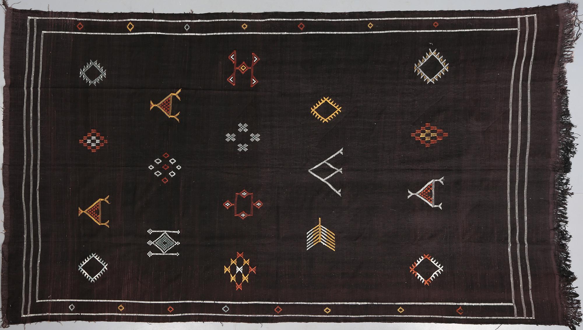 MATTA, Kelim, Nordafrika, omkring sekelskiftet 2000, mått 280 x 164 cm.