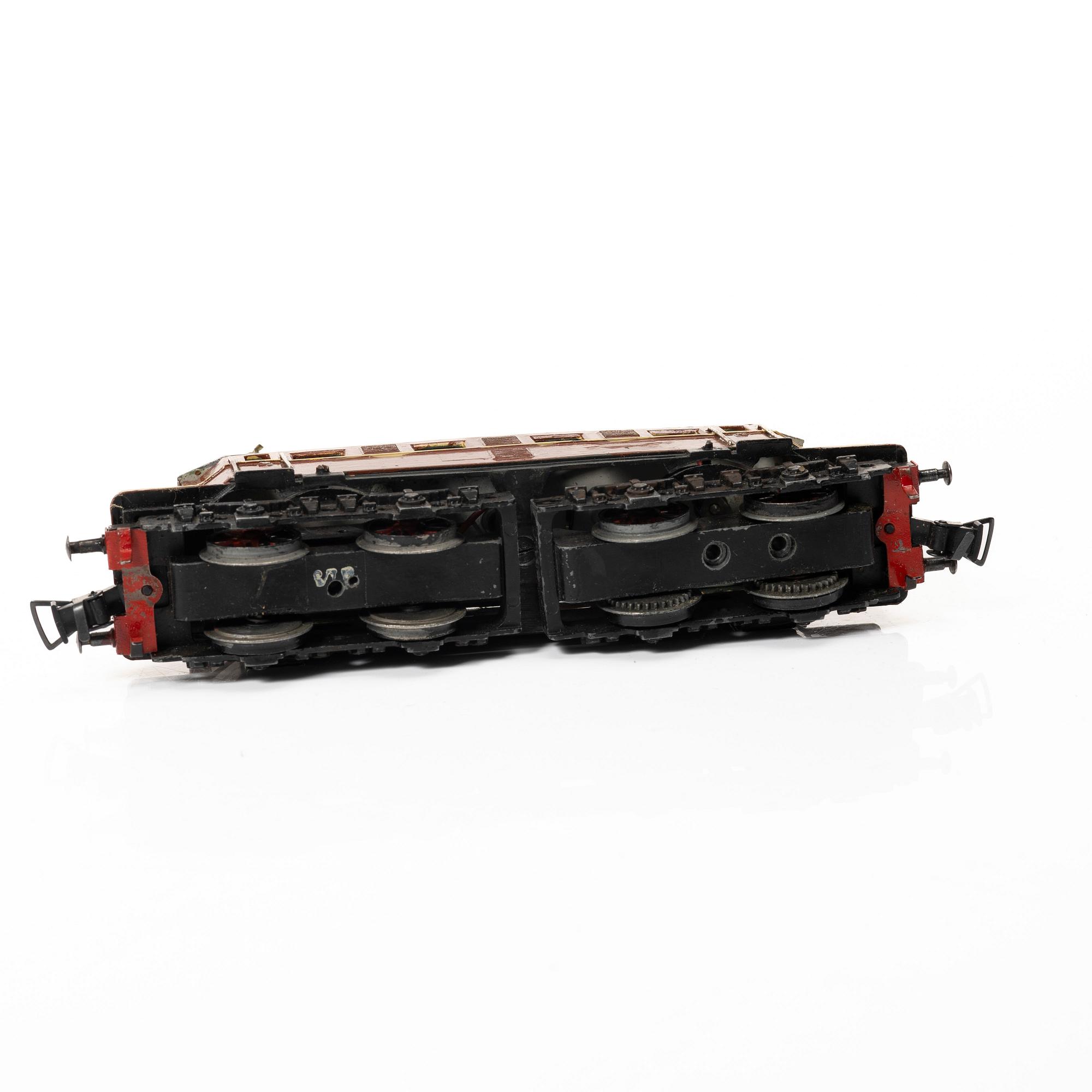 Märklin, locomotives, 7 pcs, railbus, 2 parts, as well as cars, 7 pcs, Germany.