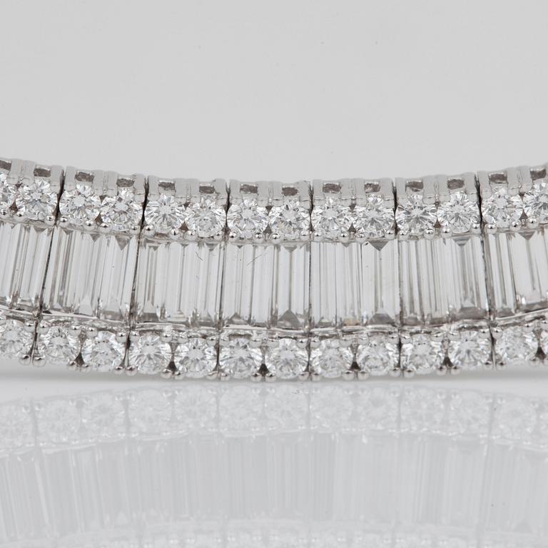 A baguette and brilliant-cut necklace, 24.85 cts according to engraving.