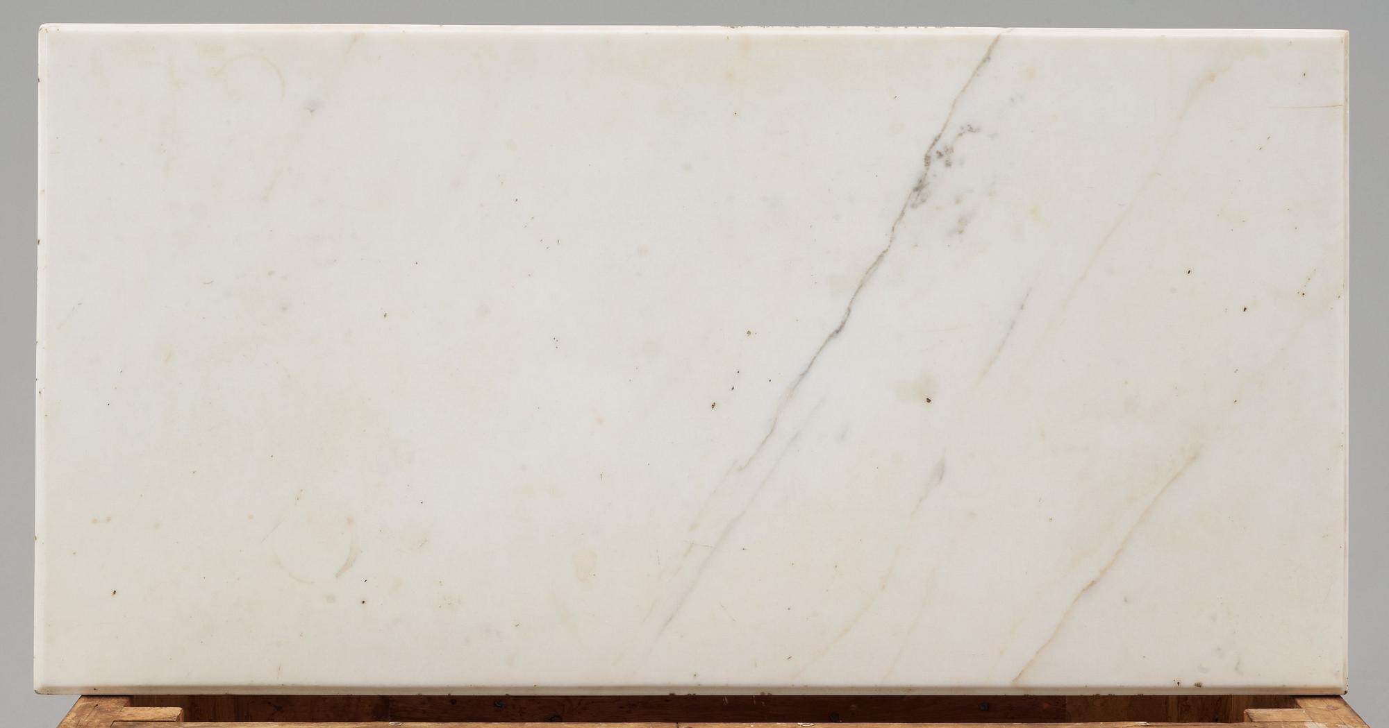 KONSOLBORD. Sengustavianskt, 1700-talets slut. Ritat av Louis Masreliez, utfört av Jean Baptiste Masreliez.
