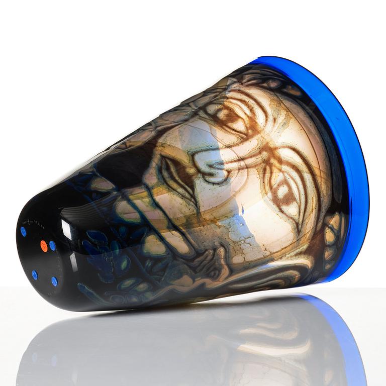 Eva Englund, a 'graal' glass vase, Orrefors, Sweden 1988.