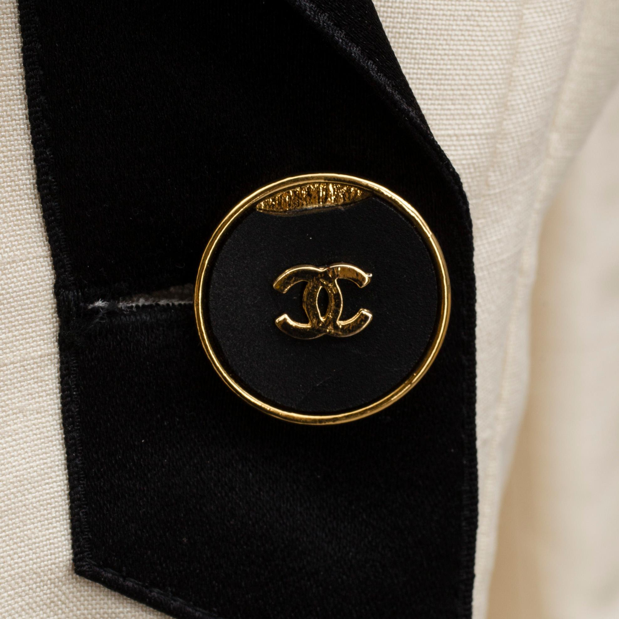 KAVAJ, Chanel.