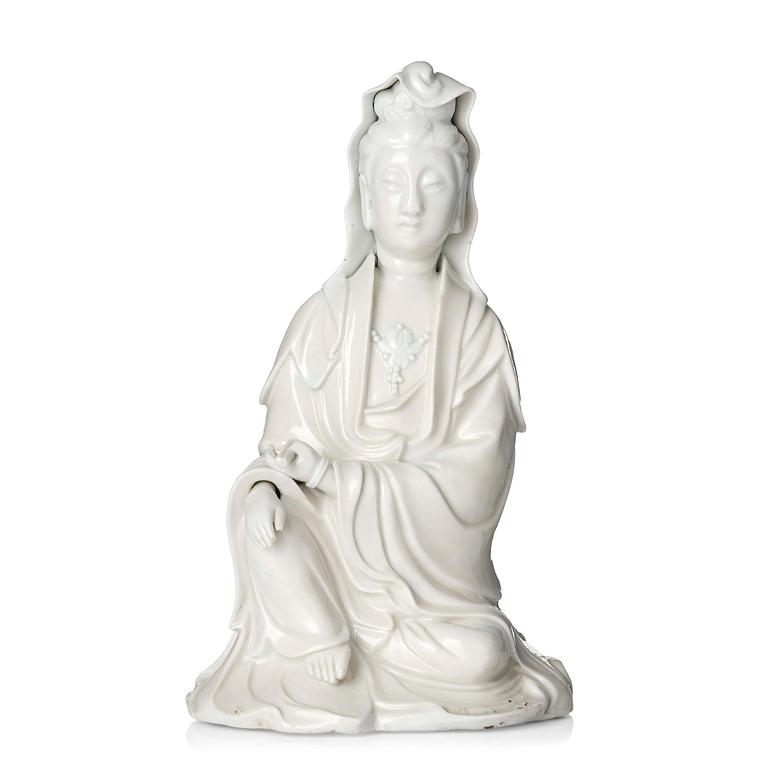 A blanc de chine figure of Guanyin, Qing dynasty, 18th century.