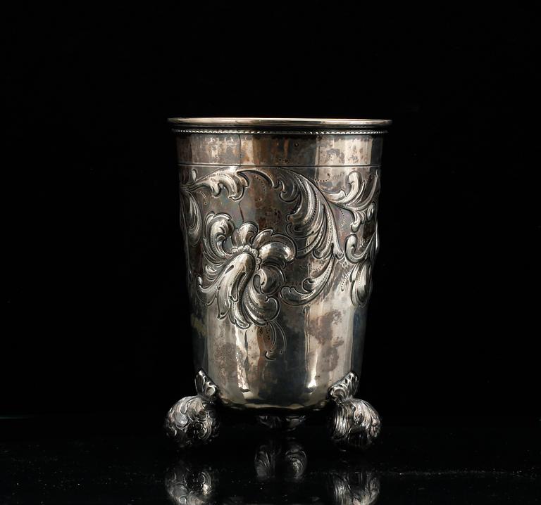 BÄGARE, silver, CG Hallberg, Stockholm, 1945. Vikt ca 400 gram.