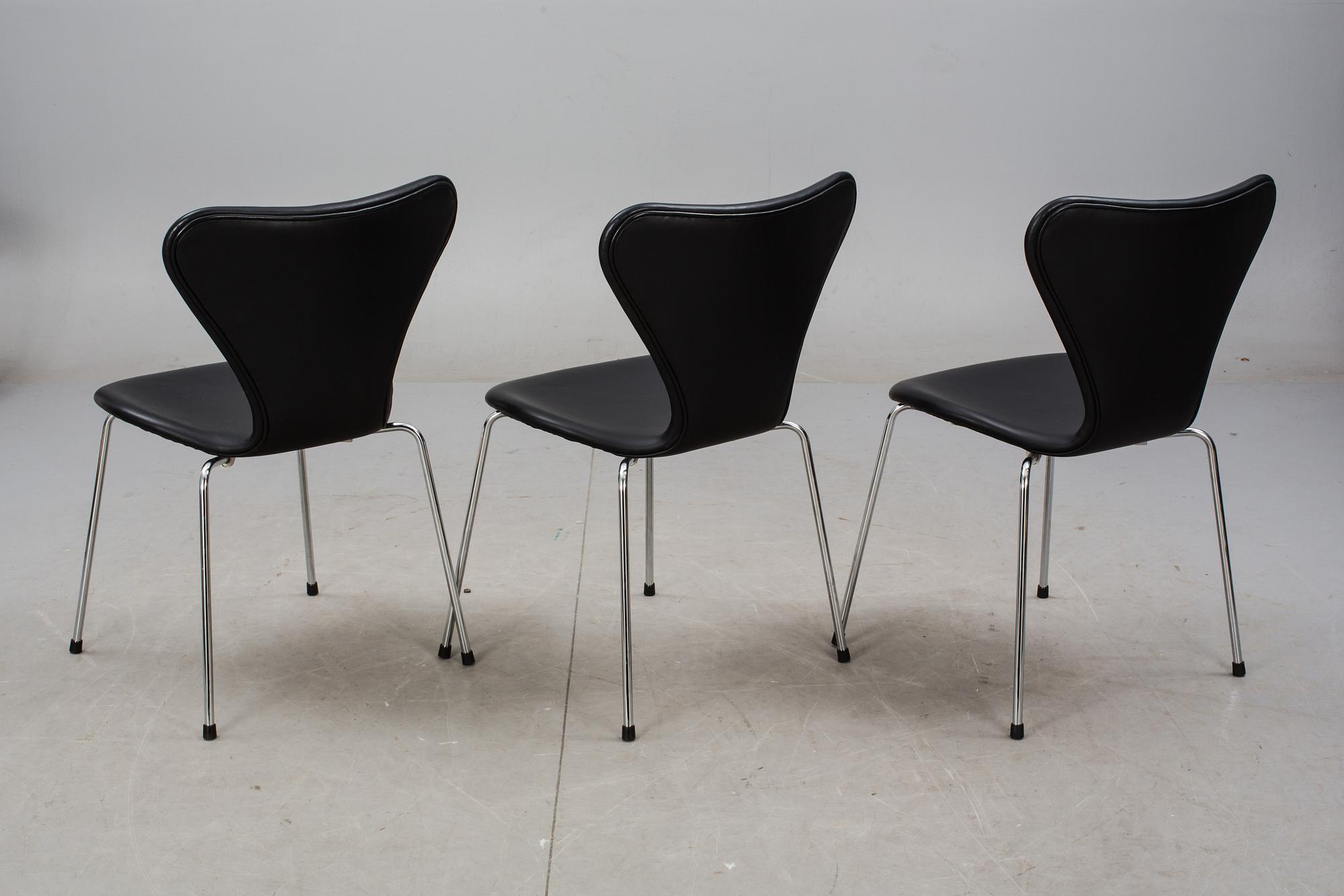 STOLAR, 6 st. "Sjuan". Arne Jacobsen för Fritz Hansen.