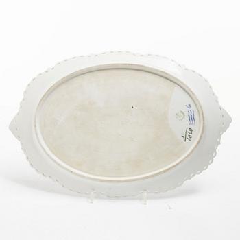 Royal Copenhagen, A model 1060 'Blue fluted' full lace porcelain platter, Denmark, 1889-1922.