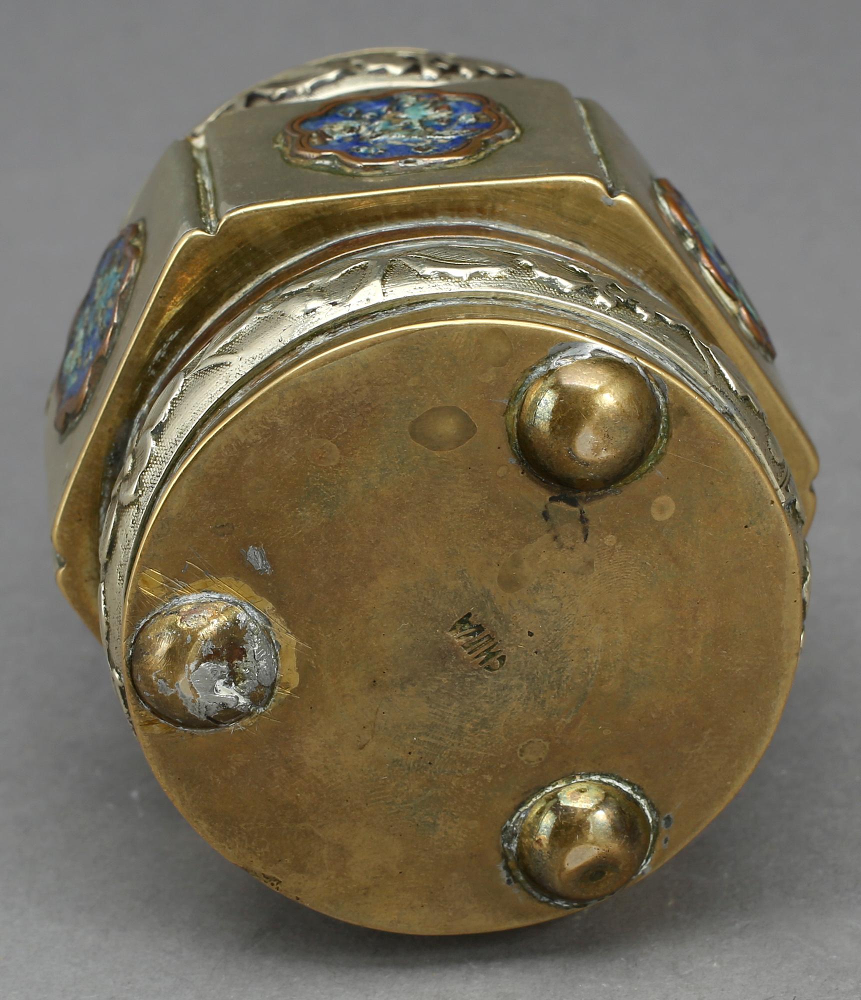 BURK, sekelskiftet 1800/1900.