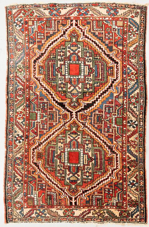 Carpet, Semi-antique, Chahar Mahal/Bakhtiari, approx. 200 x 137 cm.