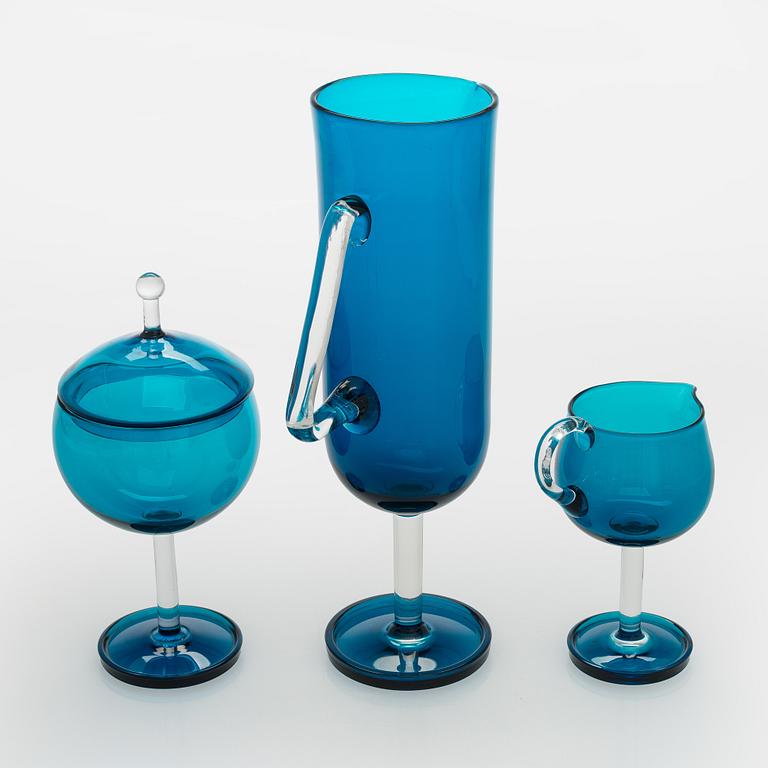 Nanny Still, A set of three serving dishes, 'Harlekin' Riihimäen Lasi Oy.