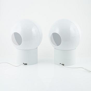 Uno & Östen Kristiansson, a pair of white plastic 'Luno' model 1241 table lights, Luxus, Vittsjö.