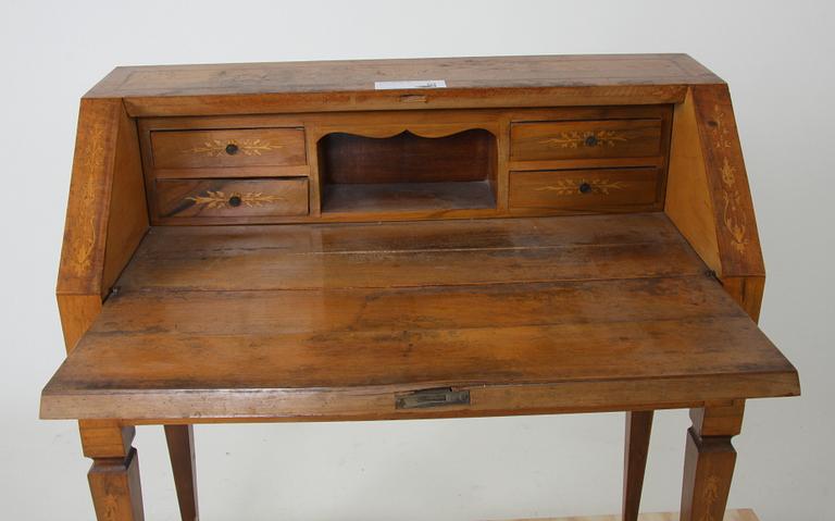 SEKRETÄR, Karl Johanstil.
Proveniens: Git Gay.