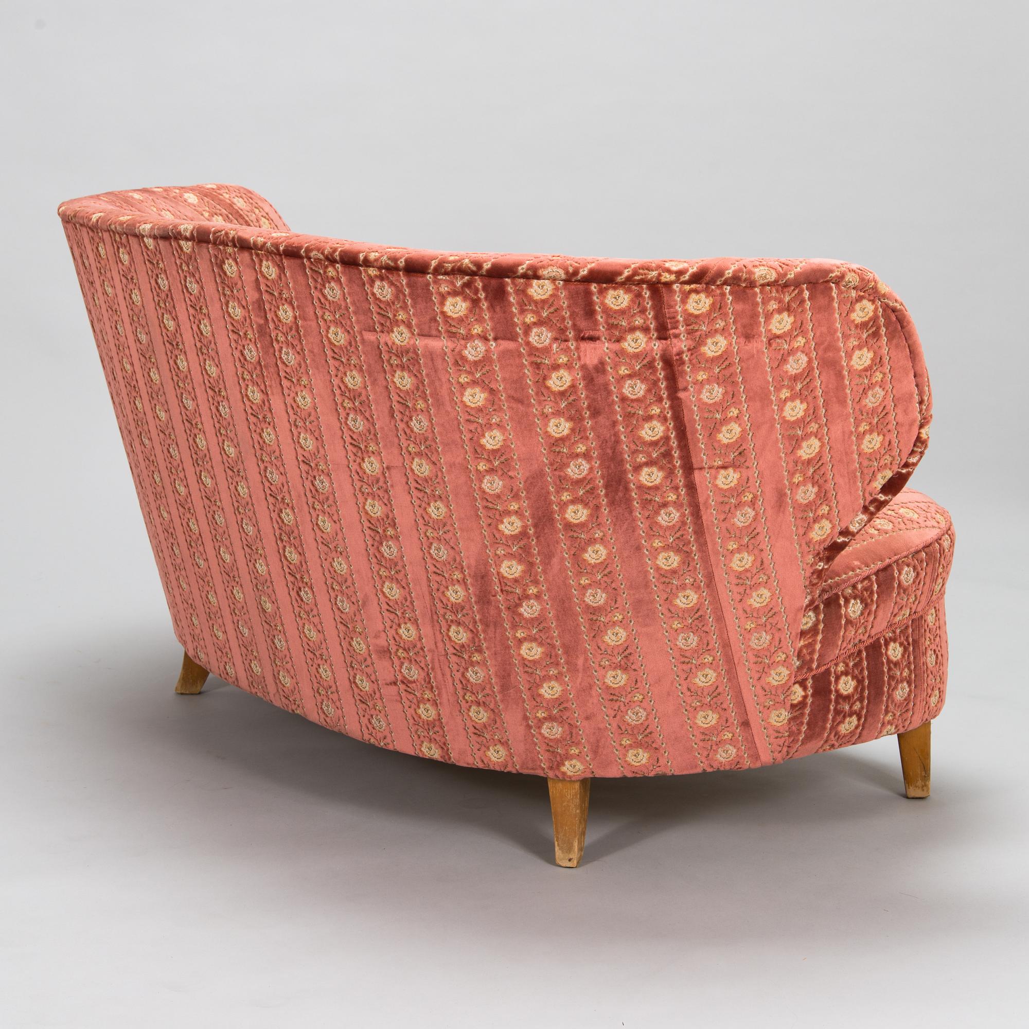Soffa, 1900-talets mitt.