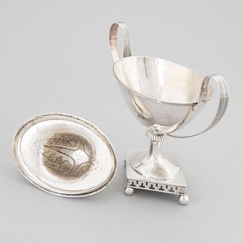 Two Swedish Silver Empire Sugar Bowls, mark of Nils Limnelius,  Stockholm 1811.