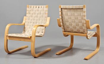 FÅTÖLJER, ett par, modell 406, Alvar Aalto för Artek, Finland.