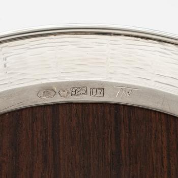Tapio Wirkkala, four silver beakers, and a rosewood and sterling silver tray, Kultakeskus, Hämeenlinna 1973-74.