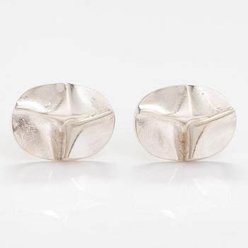 BJÖRN WECKSTRÖM, A pair of sterling silver cufflinks "Seen on Mars". Lapponia 1971.