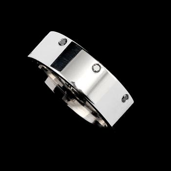 RING, 18k vitguld med 8 svarta briljantslipade diamanter, totalt 0.16 ct, Scahlins No1, Scahlins, Stockholm. Vikt 12 g.