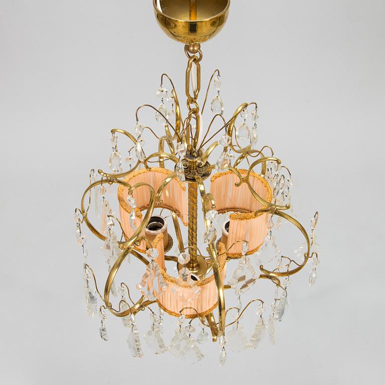 Paavo Tynell, a mid-20th century '1457/3' chandelier for Idman.