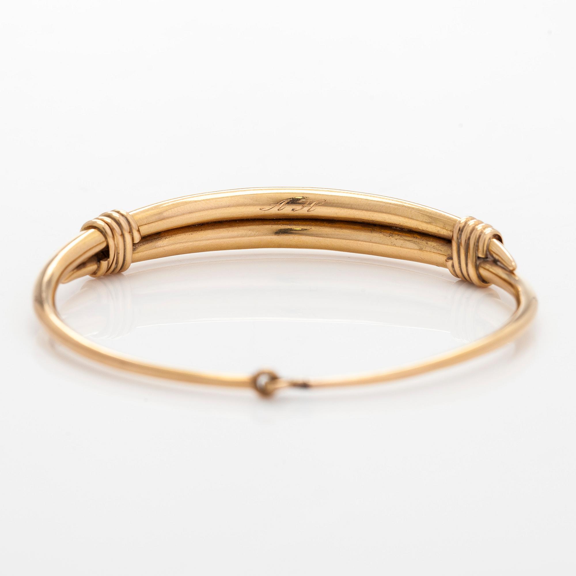 Kalevala koru, rannerengas, 18K kultaa, Helsinki 1947.