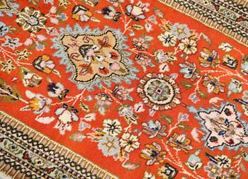 A Tabriz carpet, so-called Tabatabai, c. 423 x 76 cm.