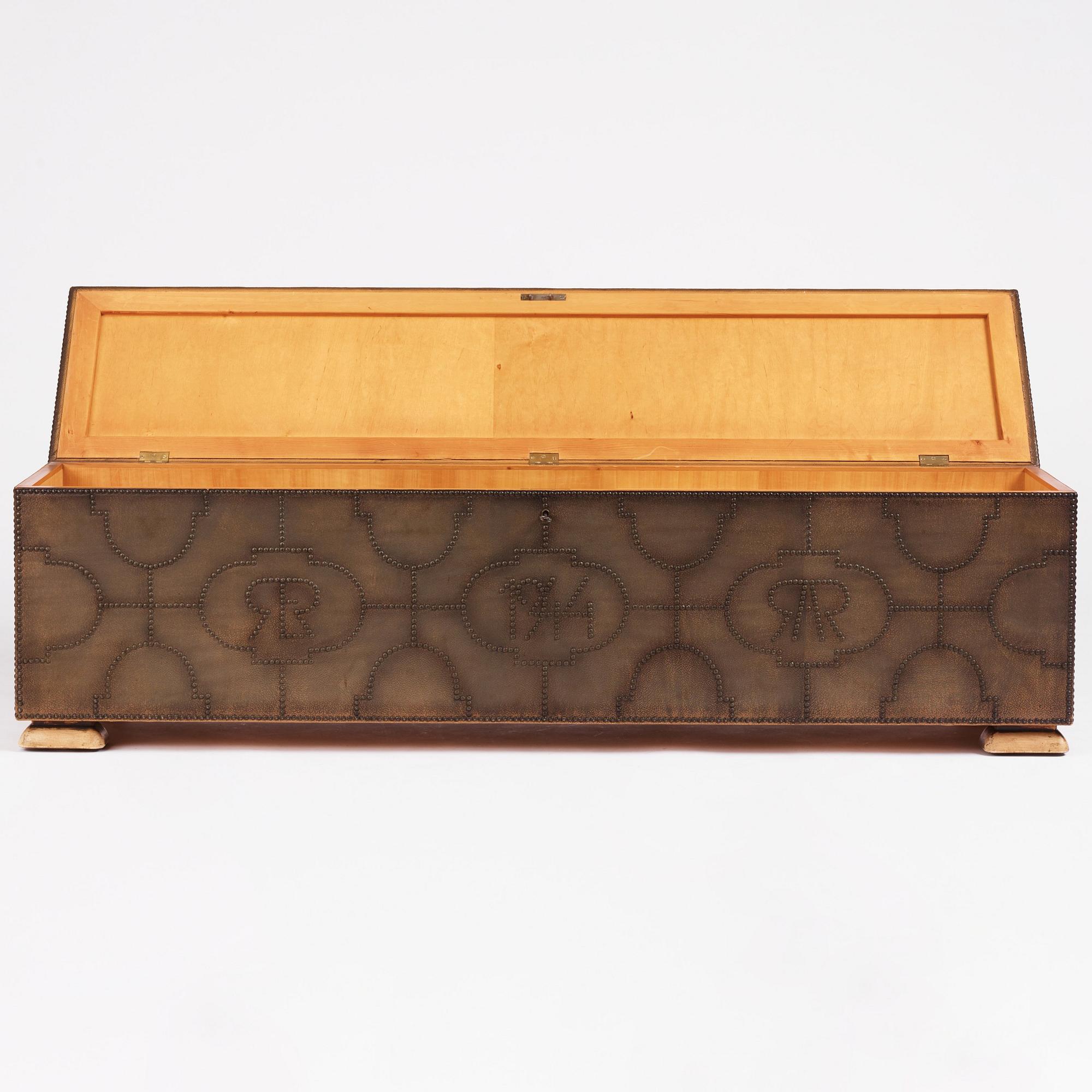 Otto Schulz, a chest/bench, Boet, Gothenburg 1944.