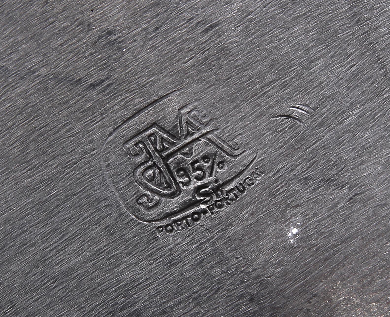 TERRIN MED FAT, tenn, Portugal, 1900-tal.