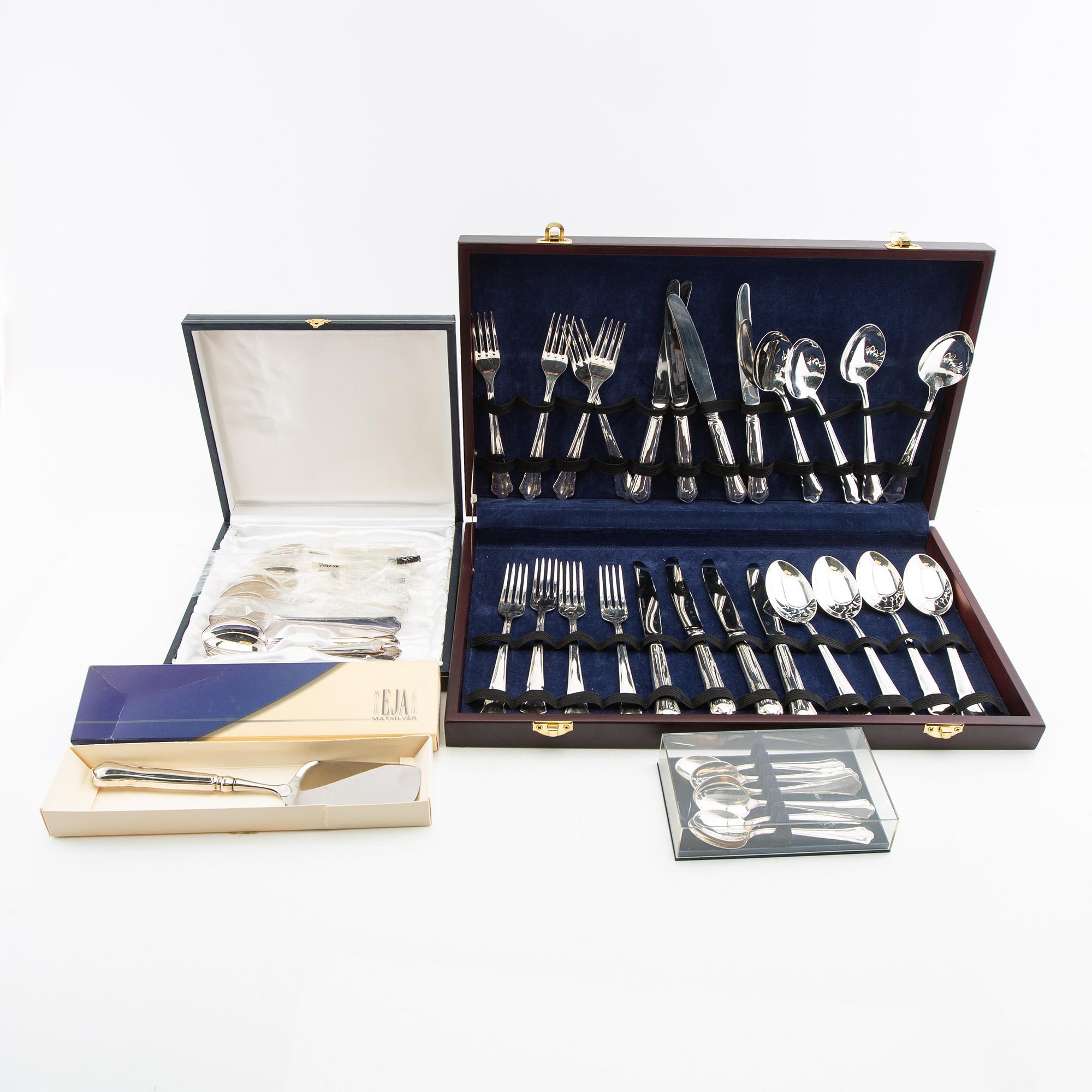 Cutlery approx 42 dlr "Chippendale" silver Eja 2002.