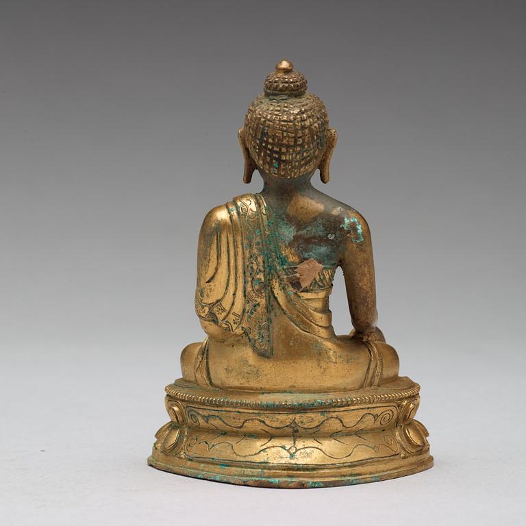 Two copper alloy figures of buddha, Sino-Tibetan, circa 1900.