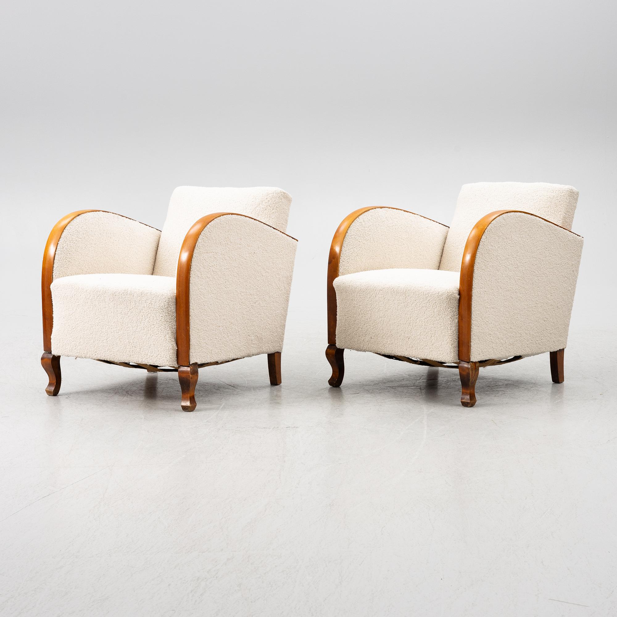 A pair of armchairs, first half of the 20th century.