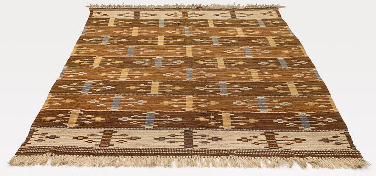 Märta Måås-Fjetterström, a drape, "Brunrandig", flat weave, ca 243 x 141 cm, signed MMF.