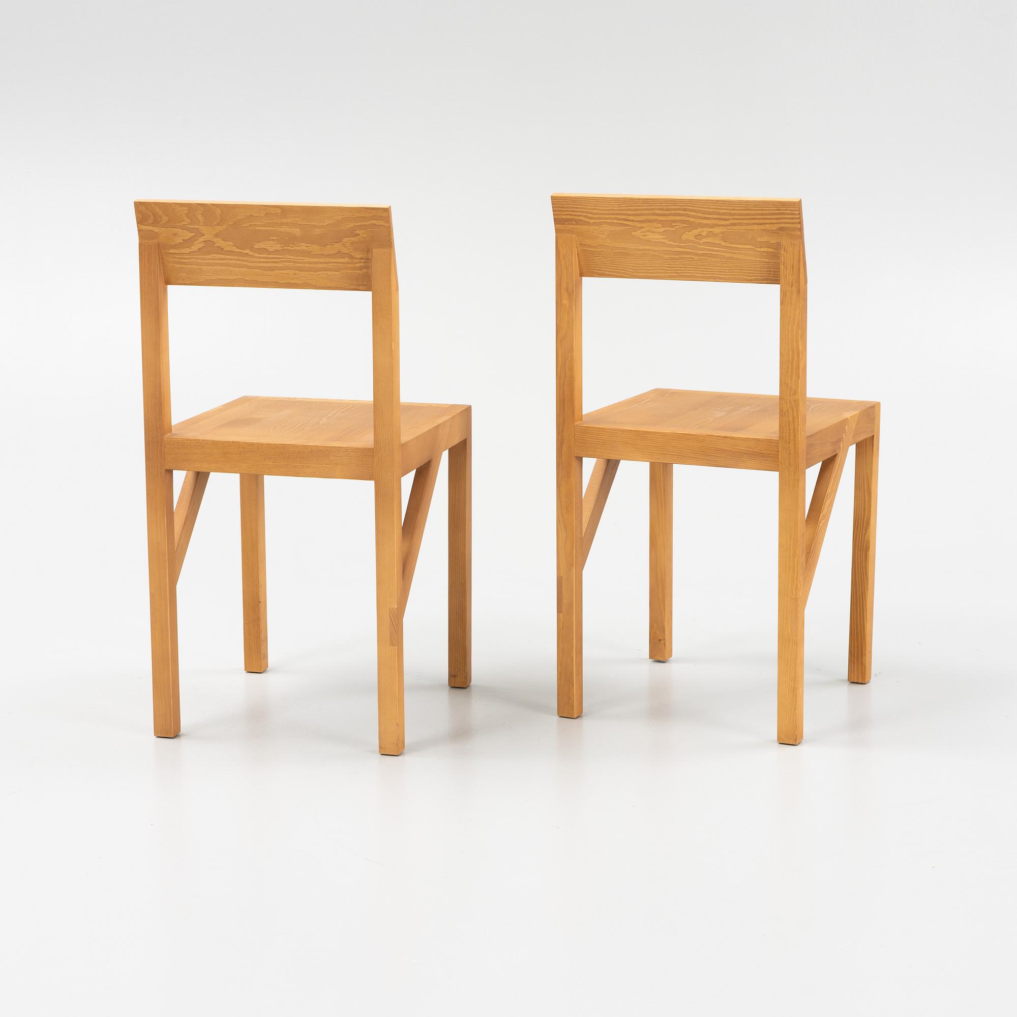 Frederik Gustav, "Bracket Chair", 2 st., Frama, Köpenhamn, Danmark 2023.