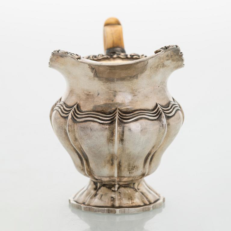 Kermakko, hopeaa, Moskova 1844.