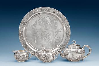 1305. A Chinese silver five-piece tea set, Luen-Wo, Shanghai, circa 1875-1925. (5).