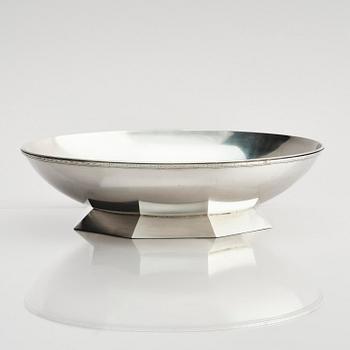 Wiwen Nilsson, skål, sterling silver, "Kungaskålen", Lund 1934.