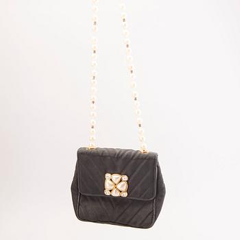 Chanel, bag / evening bag, 1990s.