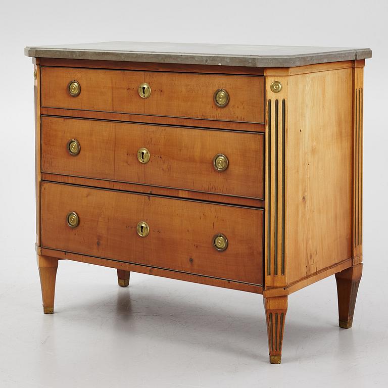 A late Gustavian-style mahogany commode, 19th century.