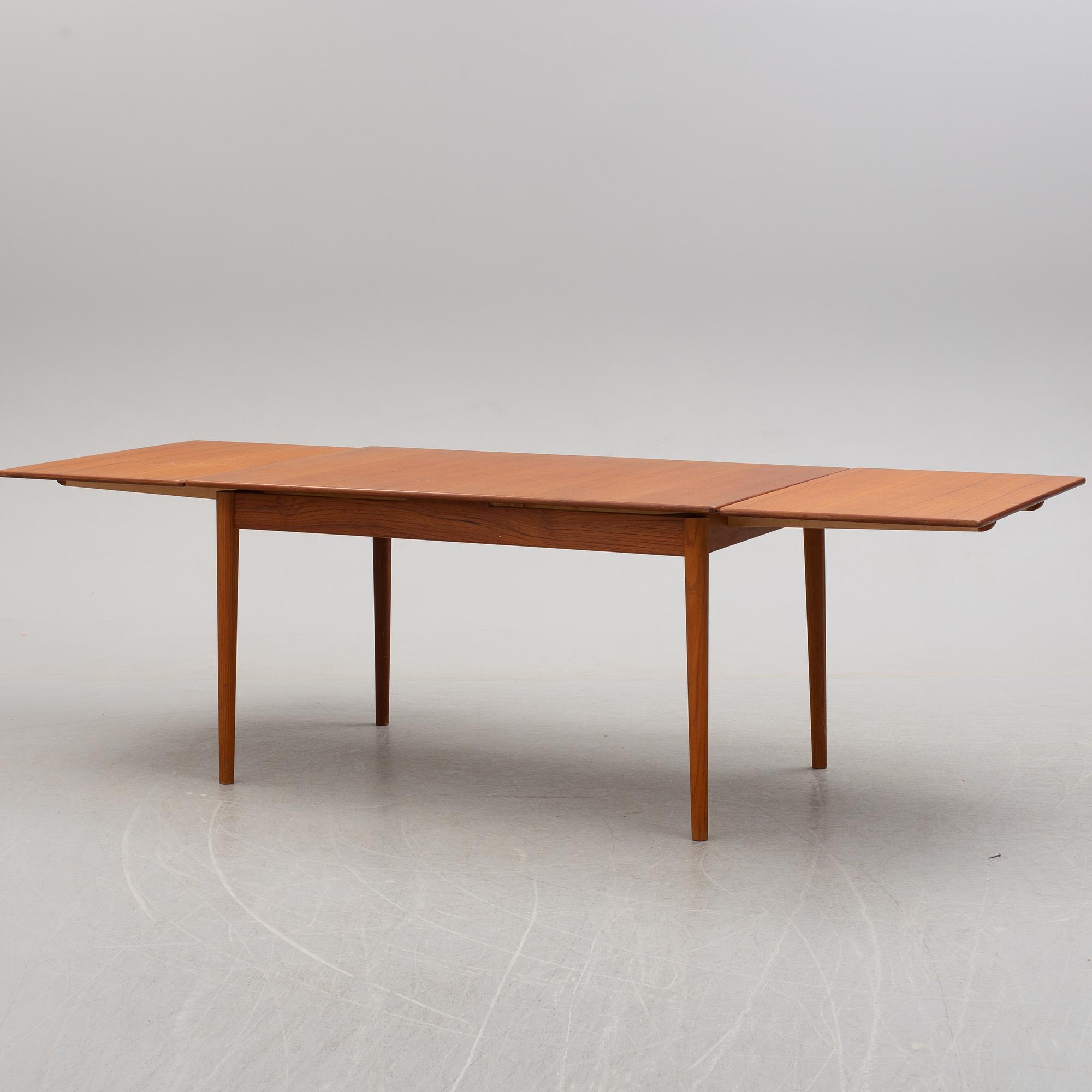 A 'Bjärni' dining table by Nils Jonsson for Troeds, second half of the 20th century.
