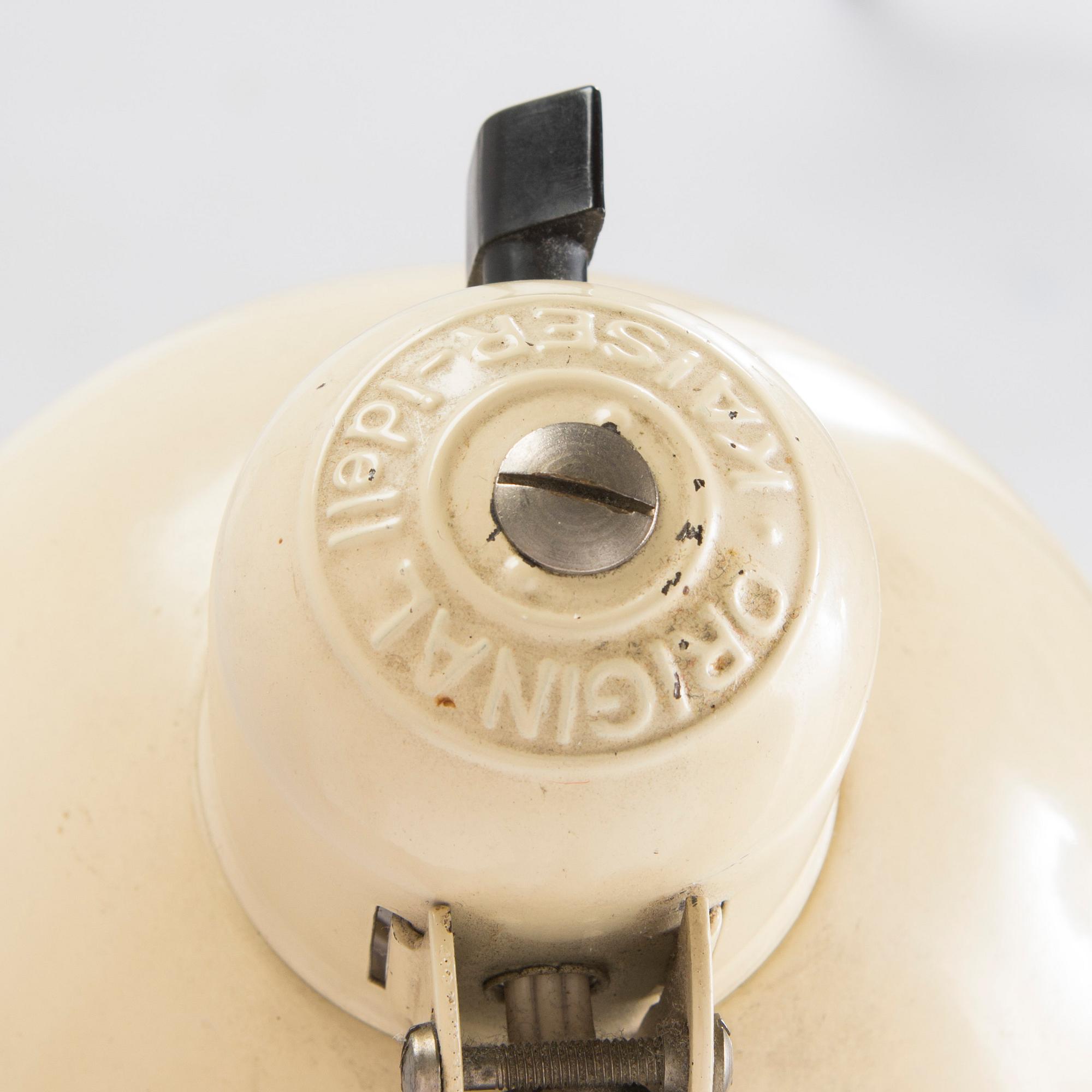 Christian Dell, Vägglampa, Original Kaiser Idell 1940-tal.