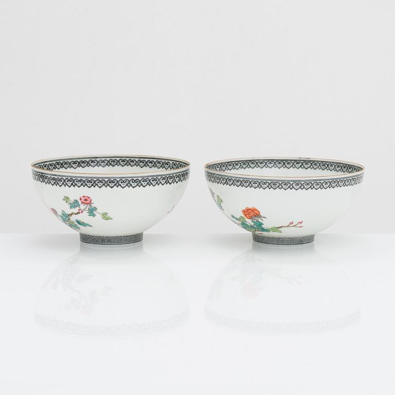 A set of four Chinese porcelain bowls, mid-20th century.