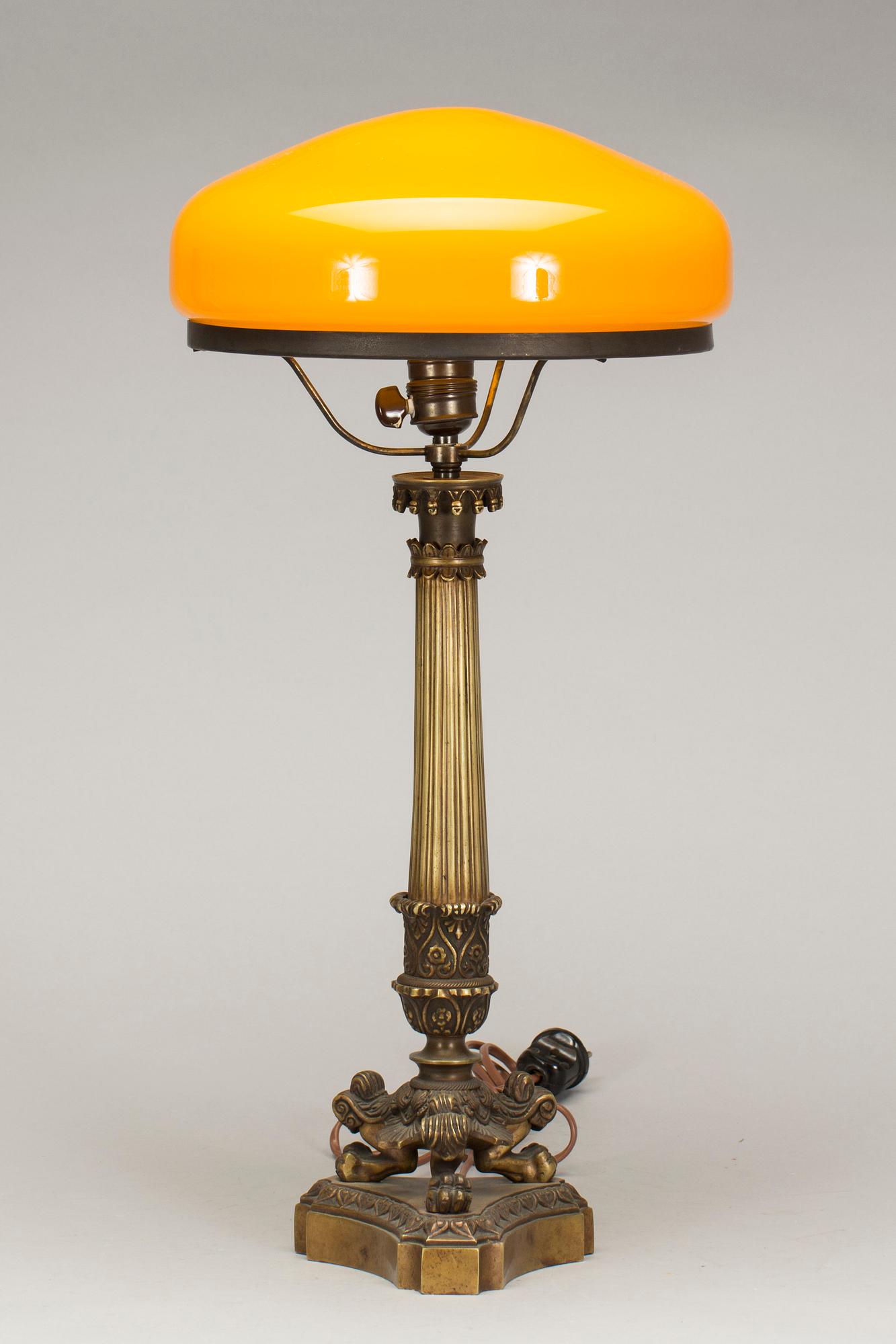 BORDSLAMPA, empirestil 1900-tal.