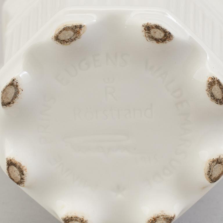 PRINS EUGEN, a lot of five porcelain flower pots, Waldemarsudde, Gustavsberg.