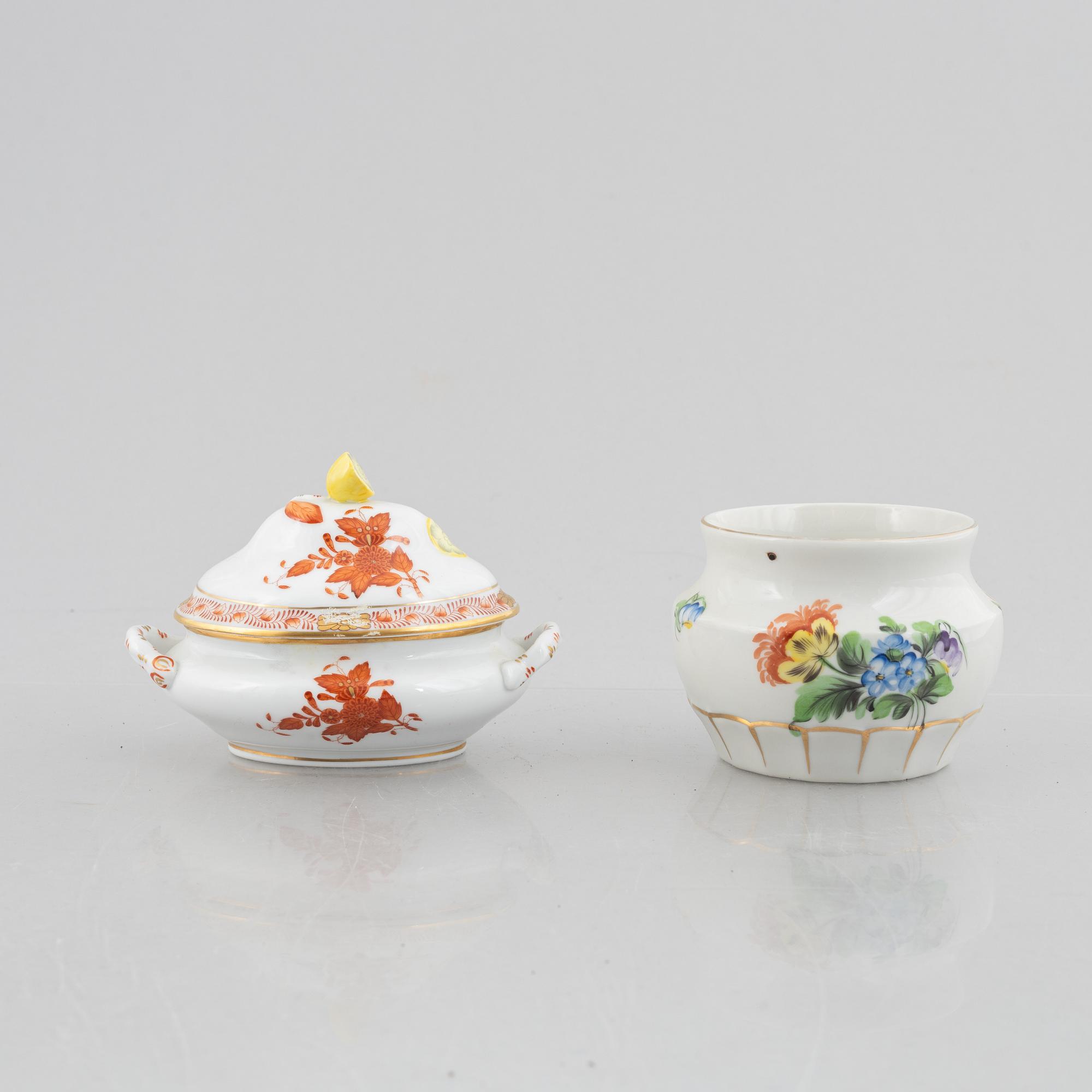 15 pieces of Herend porcelain, Hungary, 20th century.