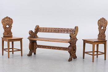 MÖBELGRUPP, 3 delar, fornnordisk stil, 1900-tal.