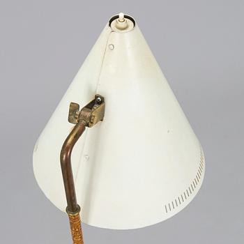 Paavo Tynell, golvlampa, modell K10-10,Taito/ Idman, 1900-talets mitt.