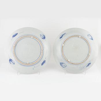 A pair of porcelain dishes, Japan, early 20th century.