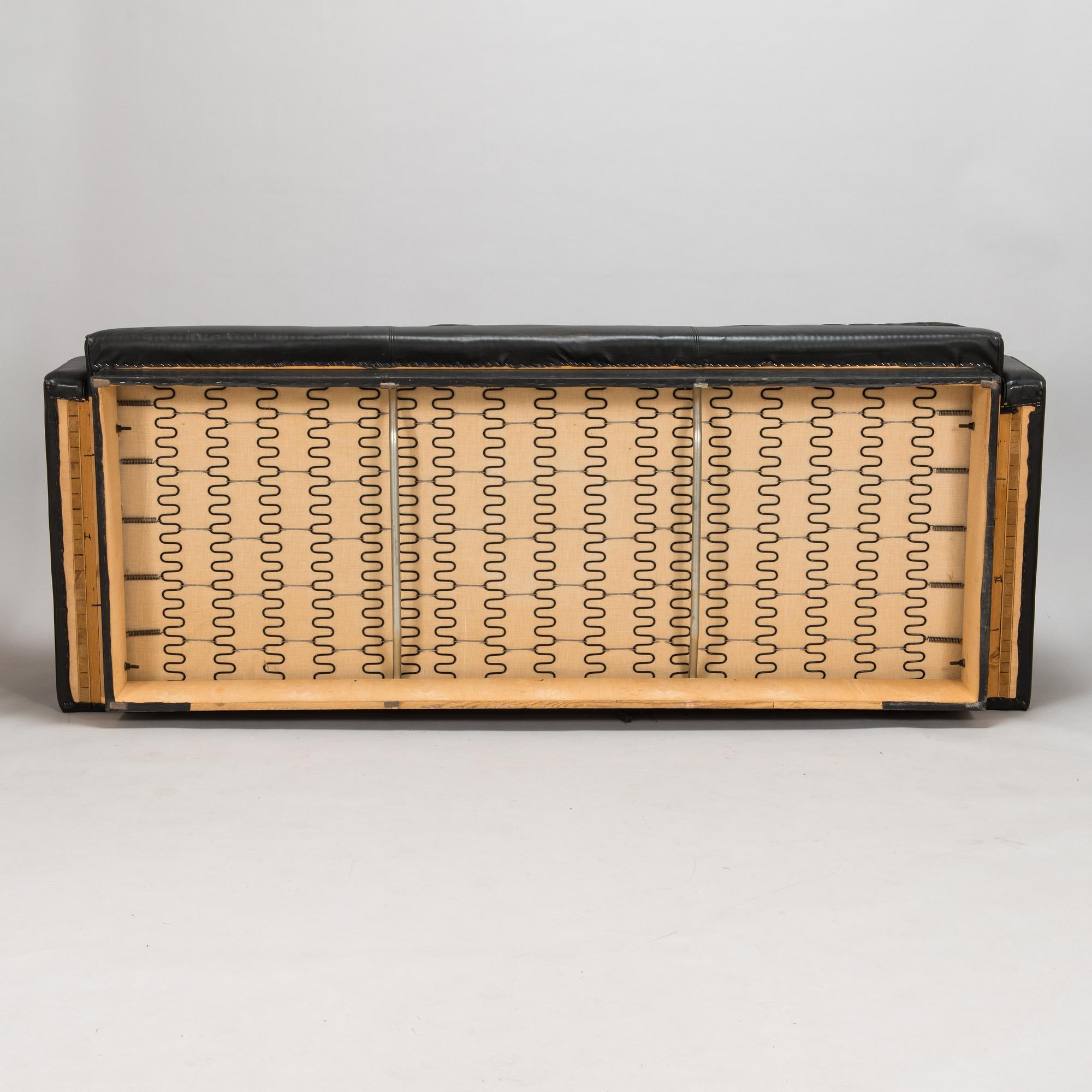 Ben af Schultén, a 1970's  B590, 'Big Ben' sofa for Artek.