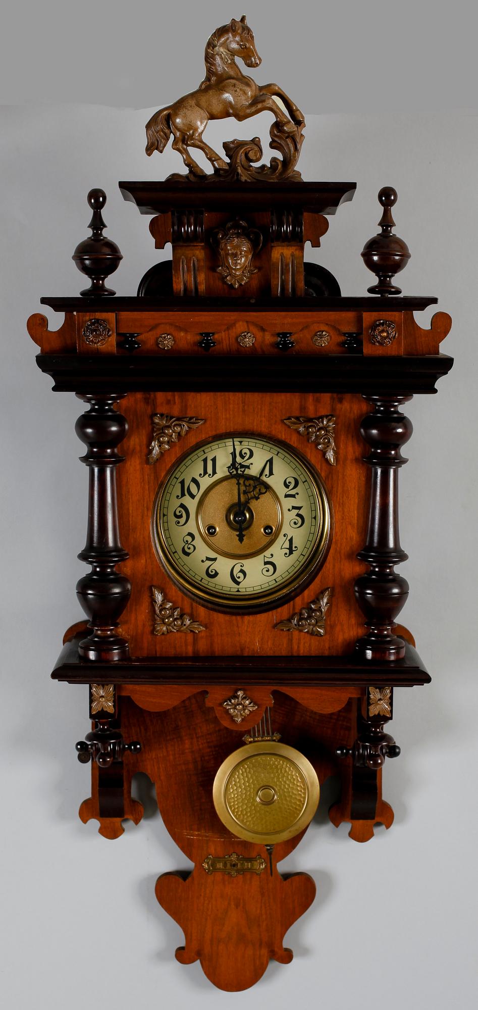 VÄGGUR, valnöt, sent 1800-tal.